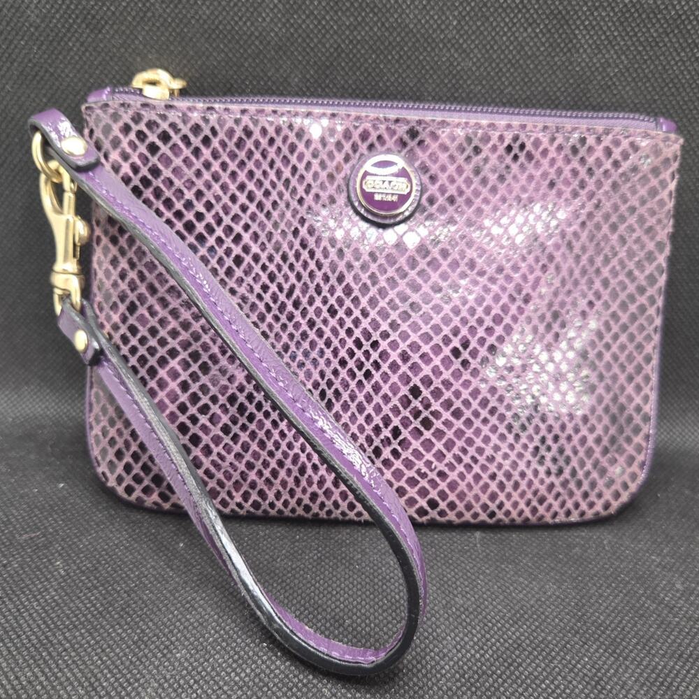 Coach Purple Snakeskin Embossed Leather Wristlet Zip Top Gold Tone 6 x 4.25 Inch